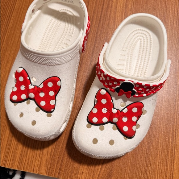 CROCS Other - CROCS Kids White Clogs with Red Polka Dot Bow Accents
